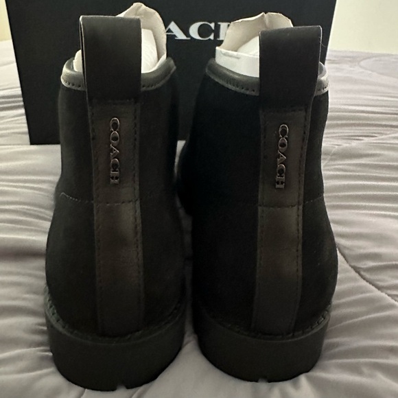 NEW IN BOX NIB Coach Men’s desert boot in black suede size 11D - Picture 3 of 7